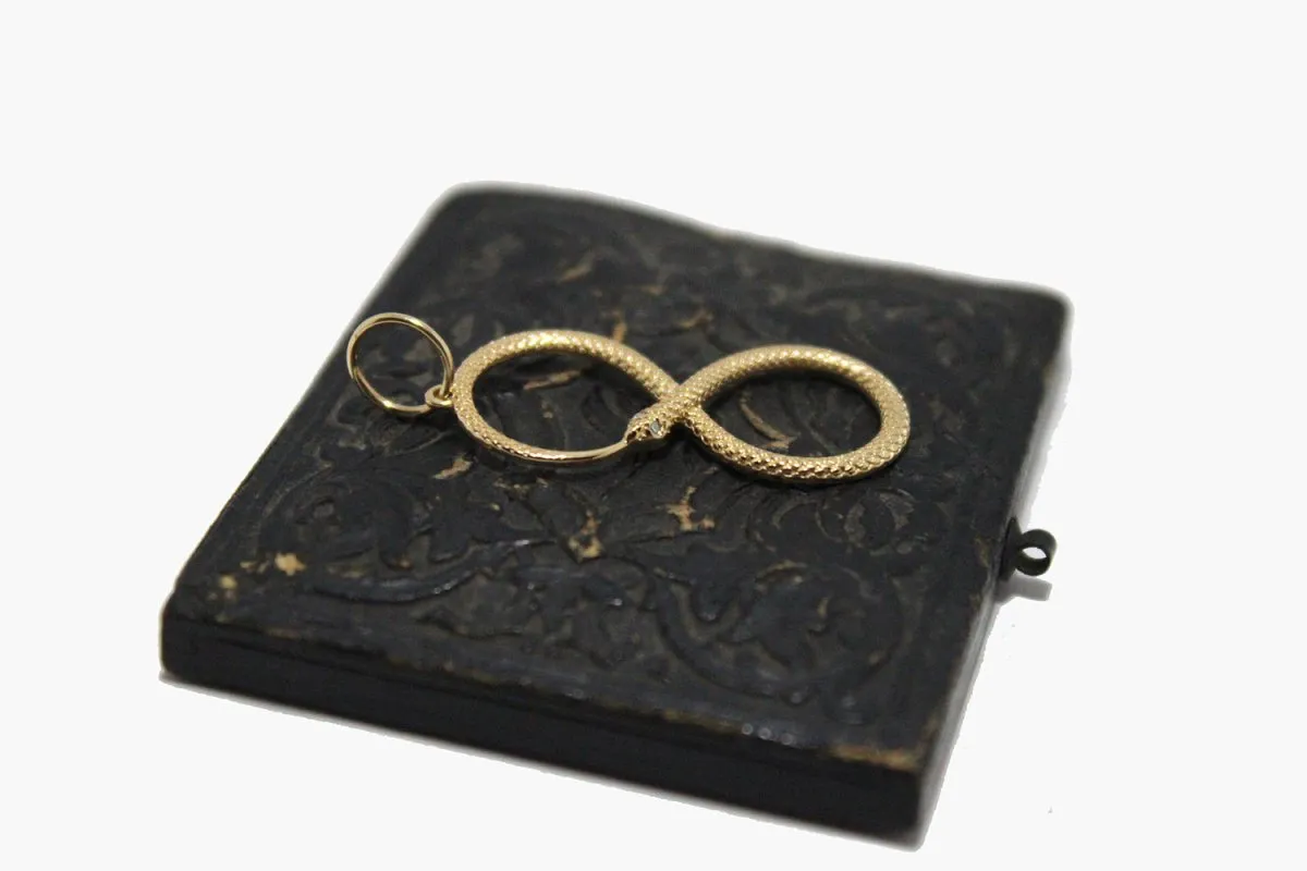 14k Gold Infinity Snake Pendant