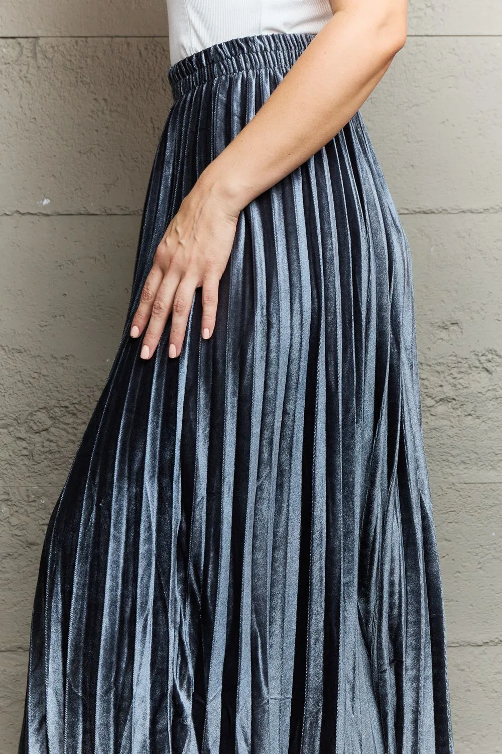 Accordion Pleated Flowy Midi Skirt in Cloudy Blue