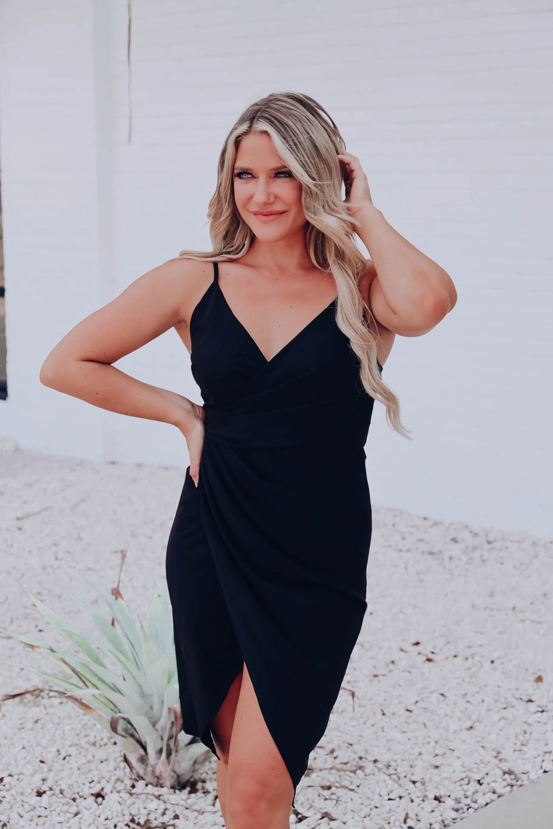 Alluring Wrapped Midi Dress - Black