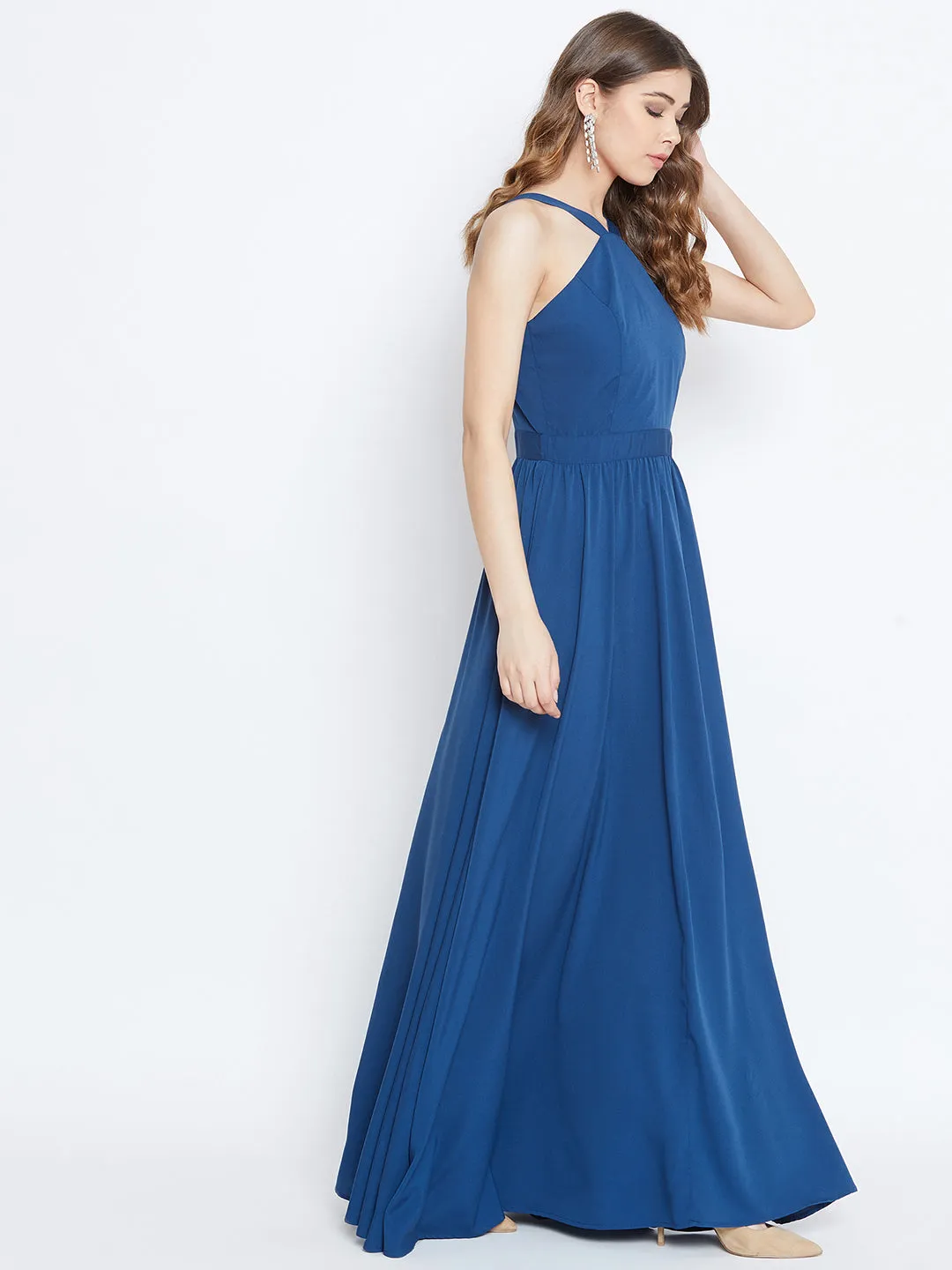 Berrylush Women Solid Blue Halter Neck Flared Maxi Dress