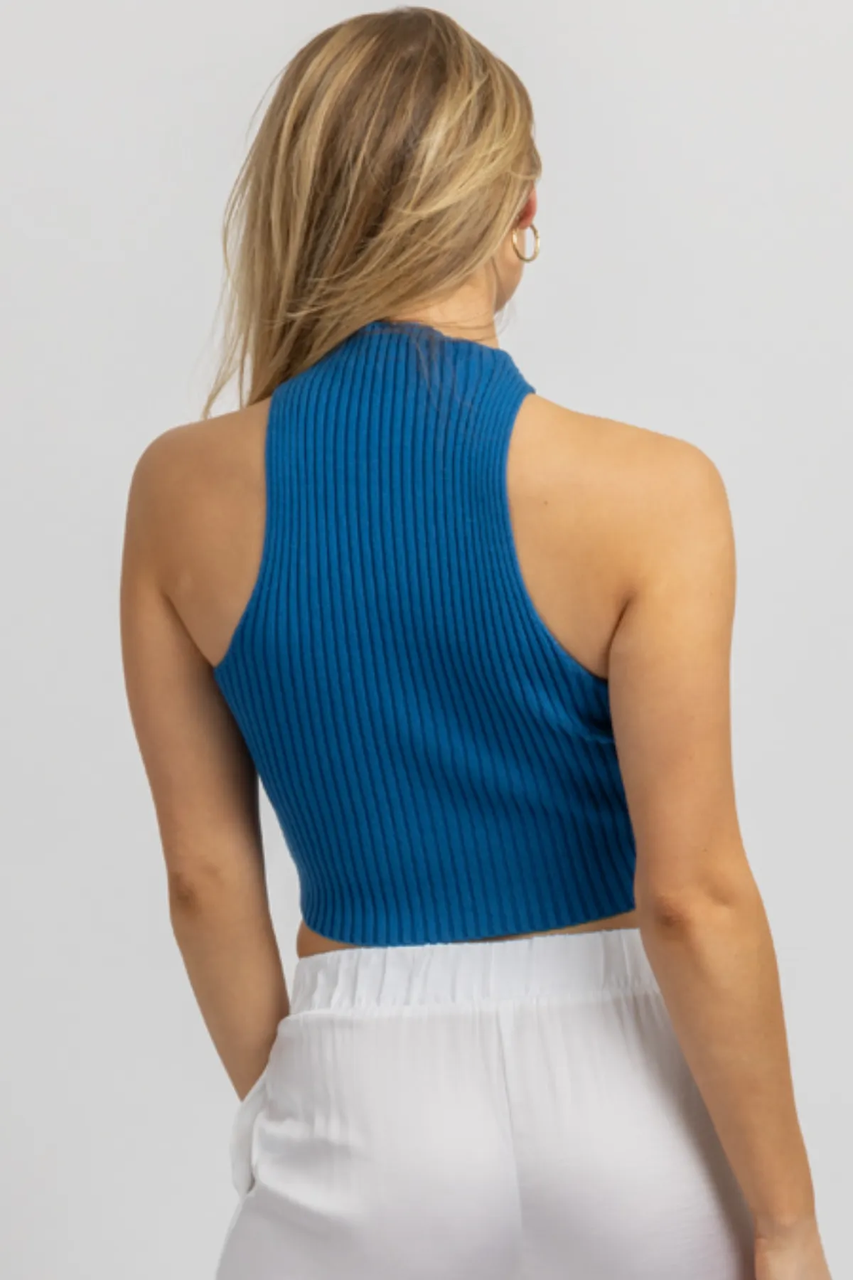 BLUE TWIST MOCKNECK KNIT TOP