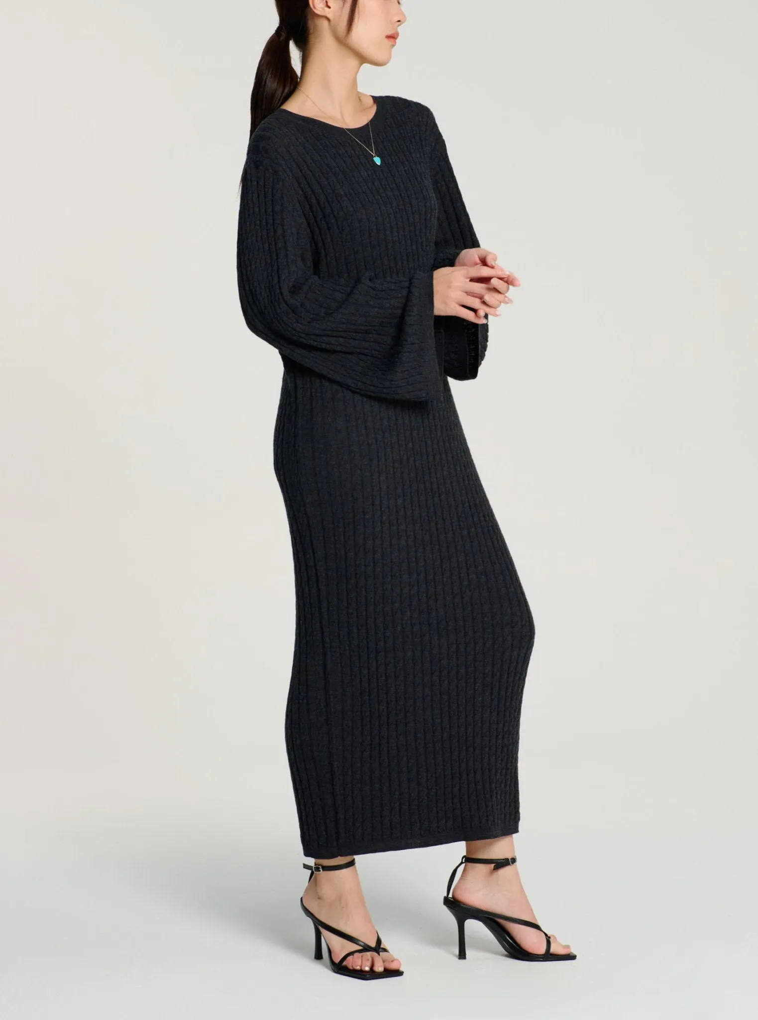 ELEGANCE wool cable knit dress (Grey)