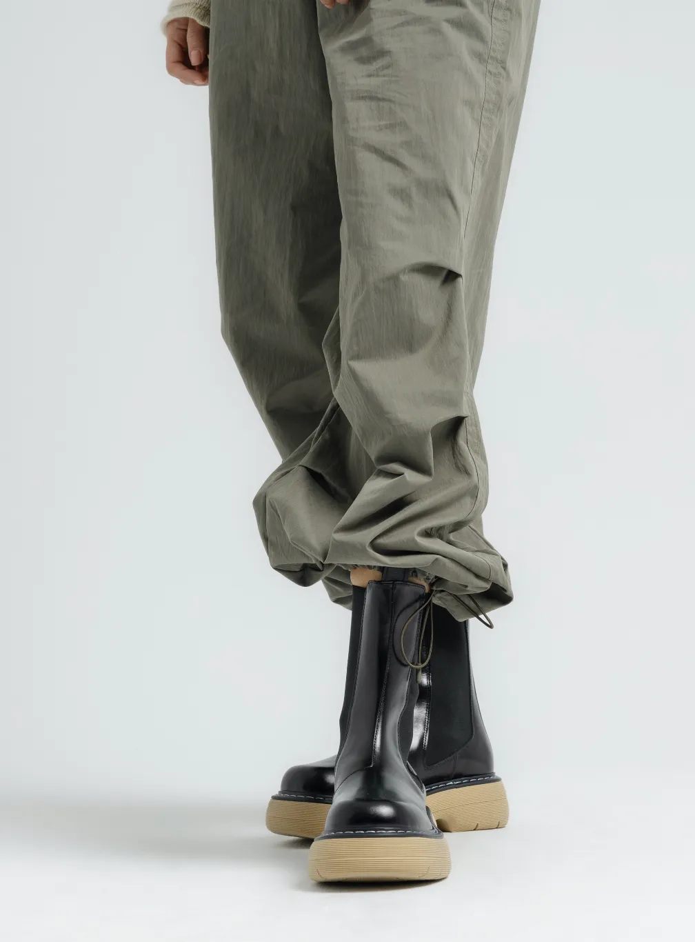 Joy Black Beige High Chelsea Boots