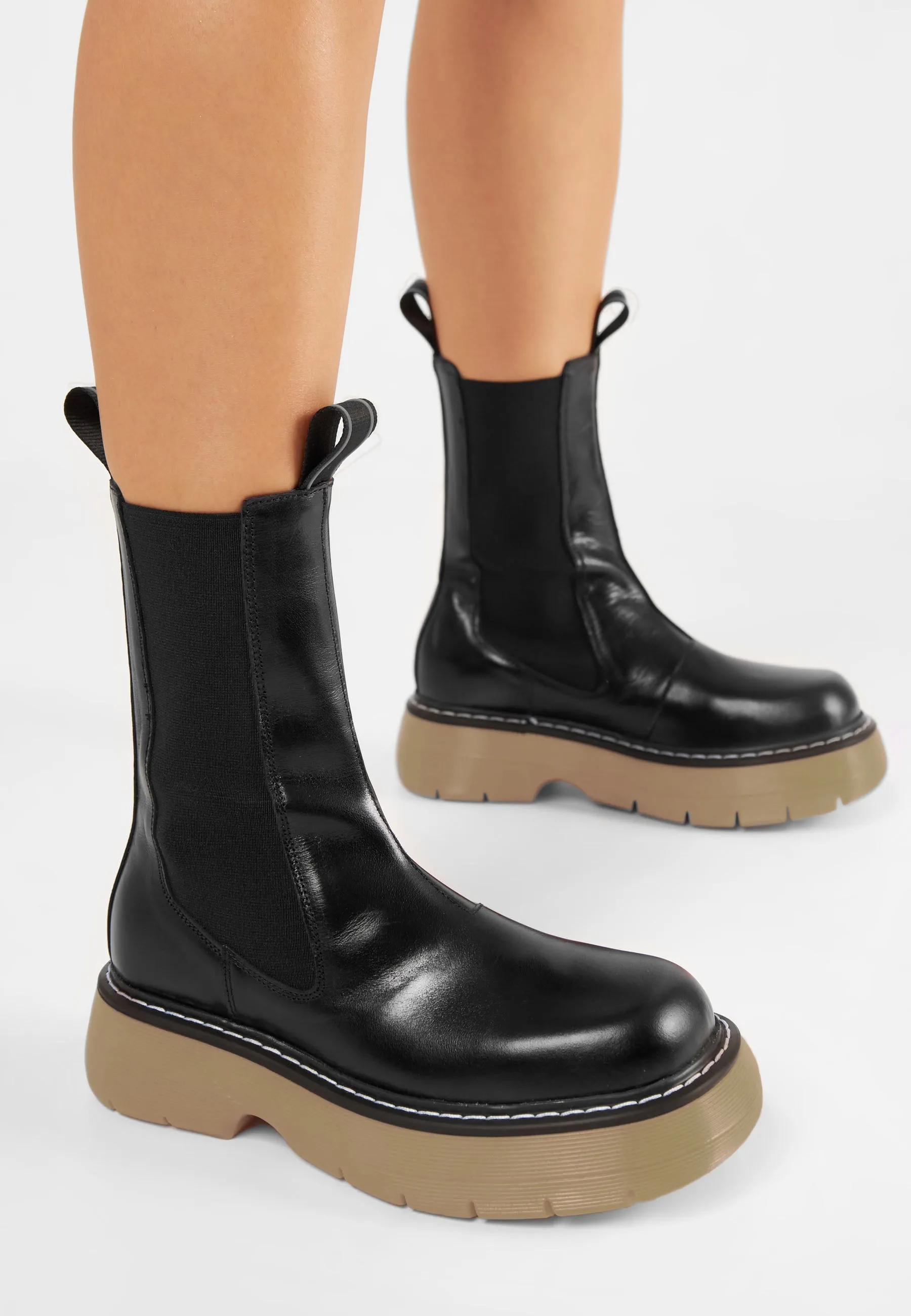 Joy Black Beige High Chelsea Boots