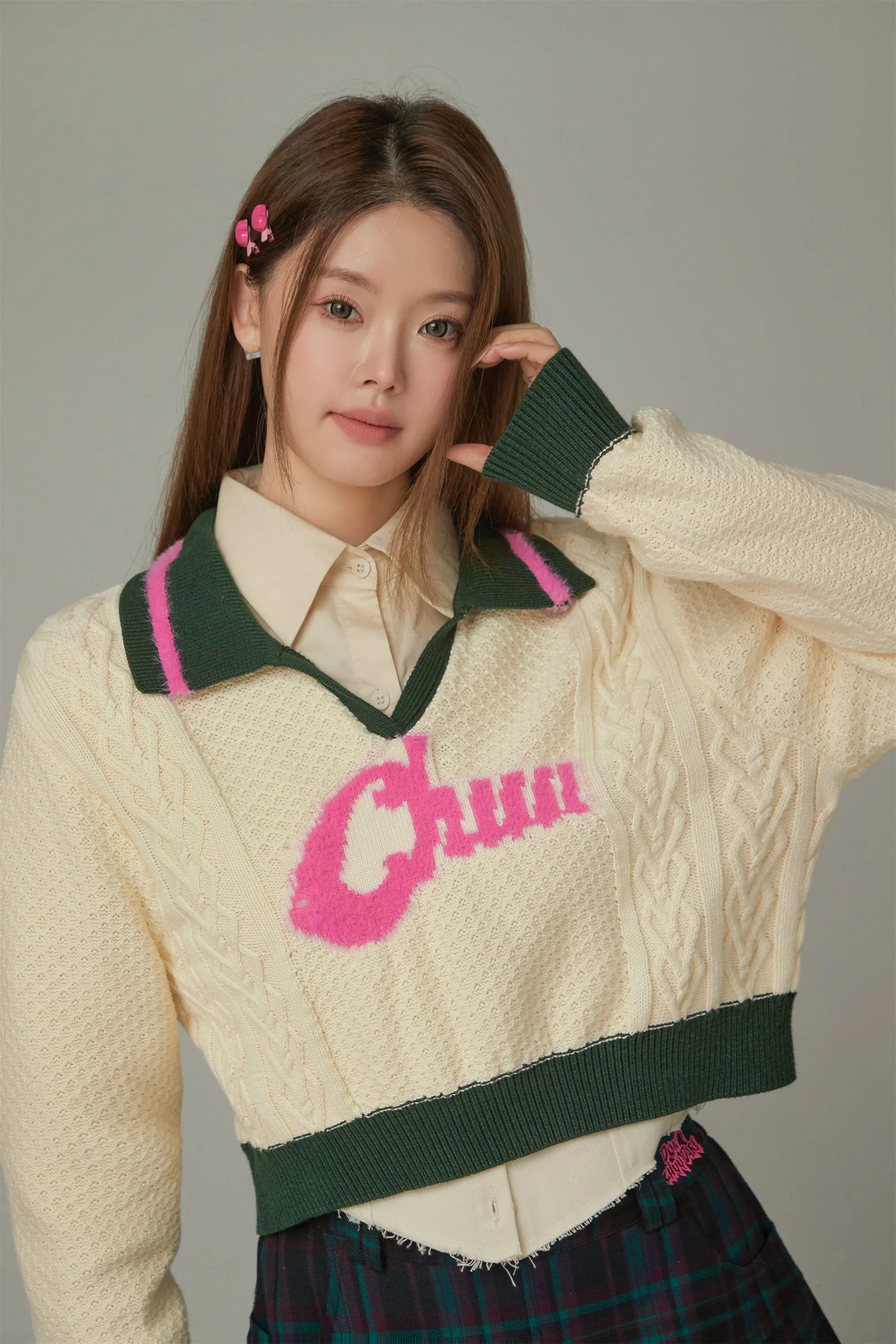 Logo Open Collar Crop Knit Sweater