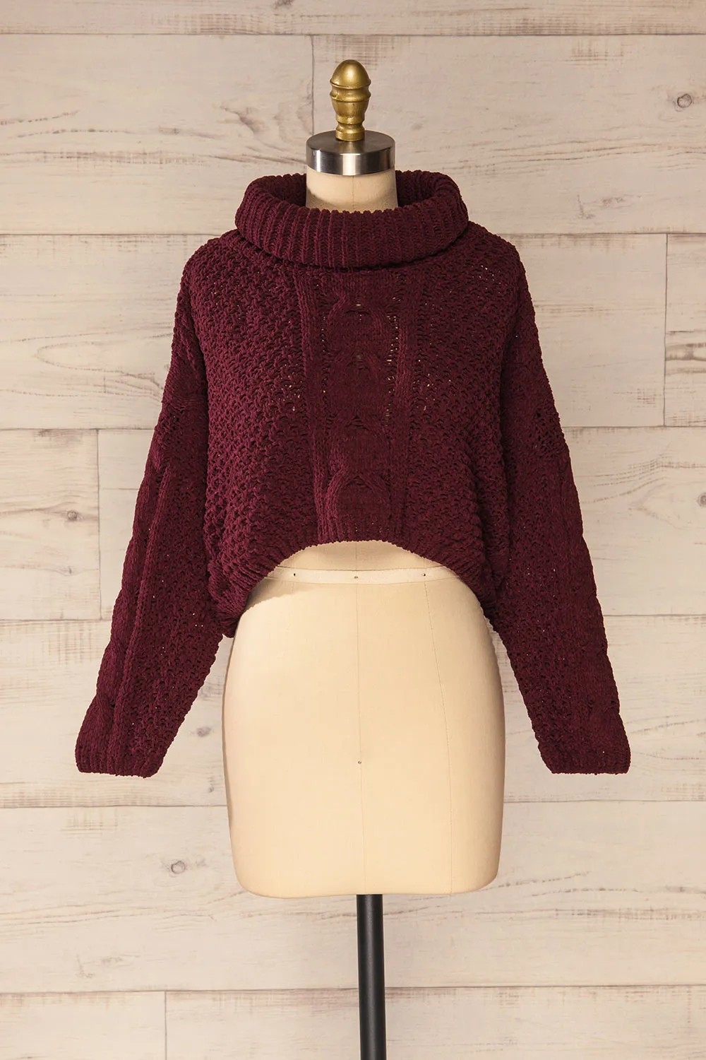 Nakka Burgundy | Cropped Knit Sweater