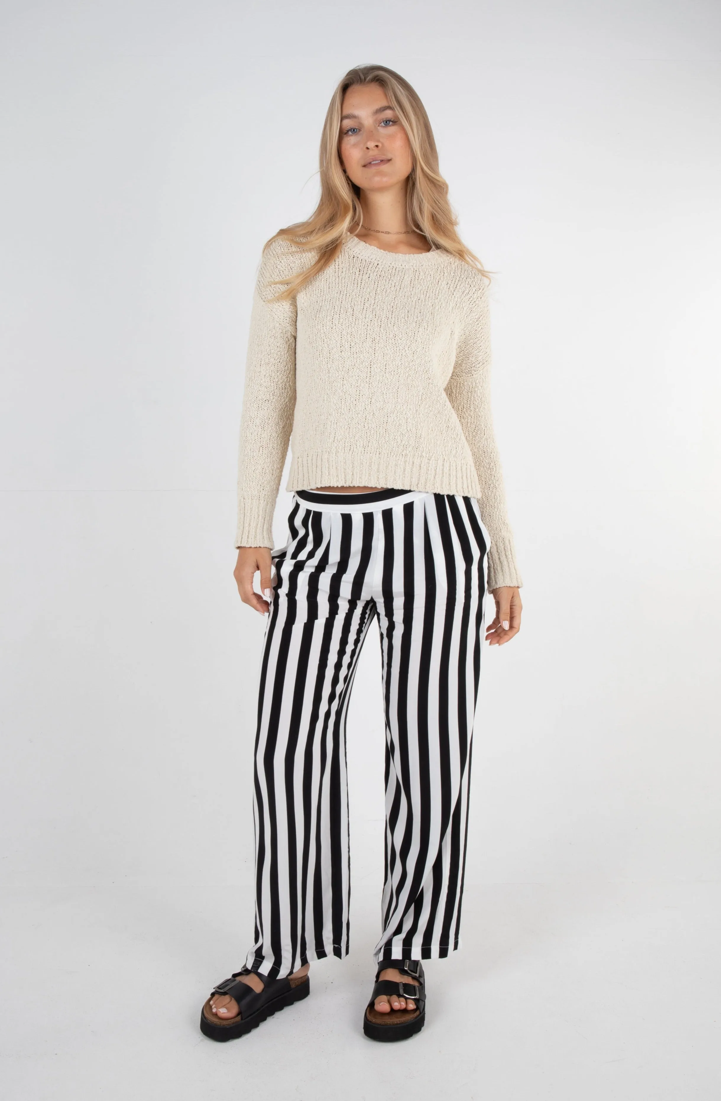 NIXIE BOUCLE KNIT - OATMEAL