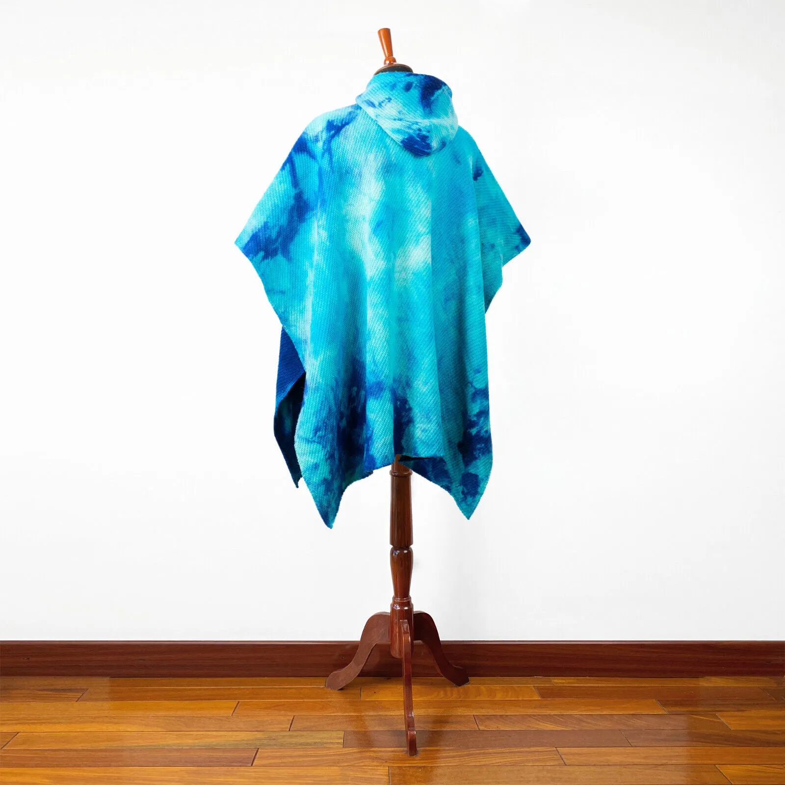 Numbiaranga - Llama Wool Unisex South American Handwoven Hooded Poncho - sky blue abstract pattern