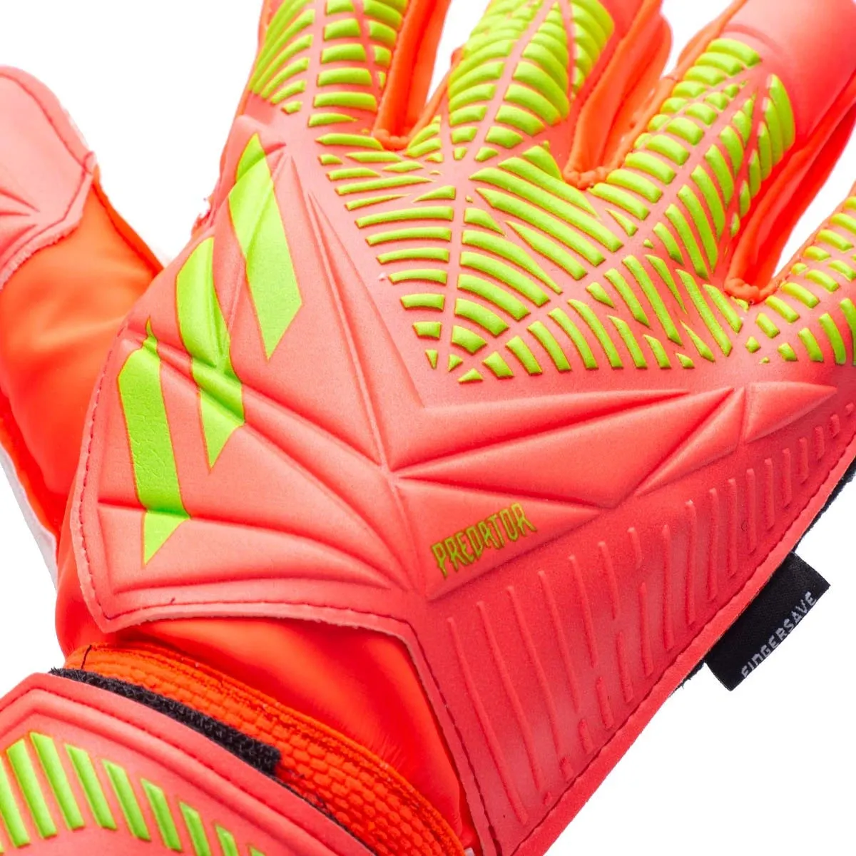 Predator Match Fingersave Glove