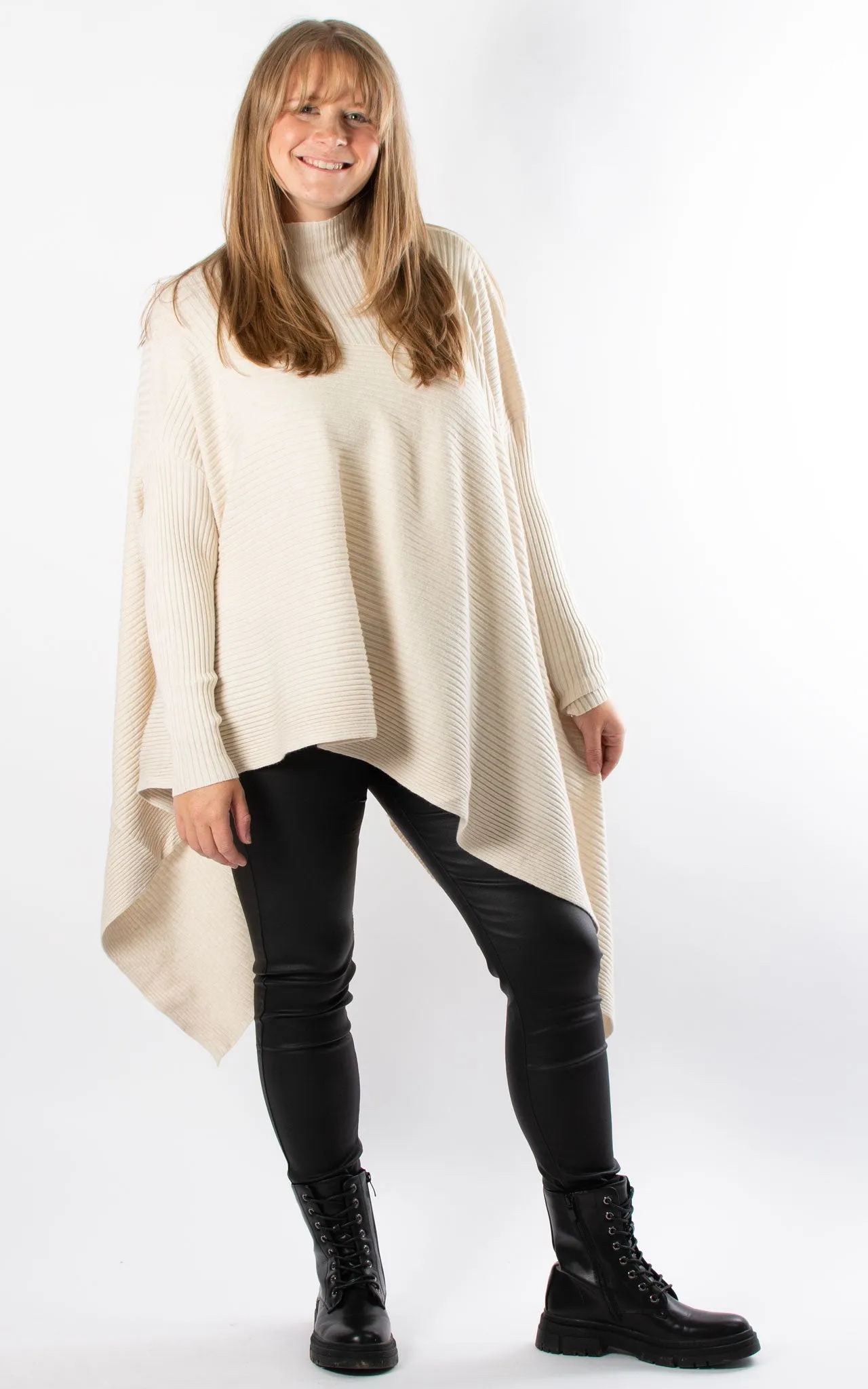 Ribbed Poncho | Beige