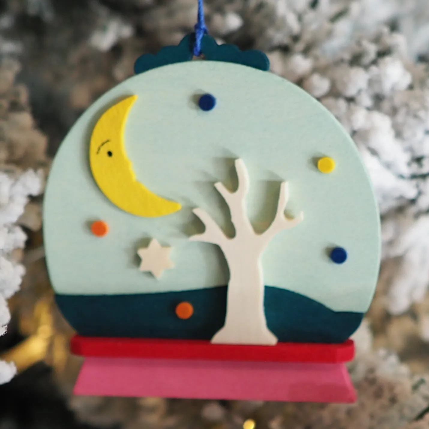 Snow Globe - Patti Polar Bear - Christmas tree decoration