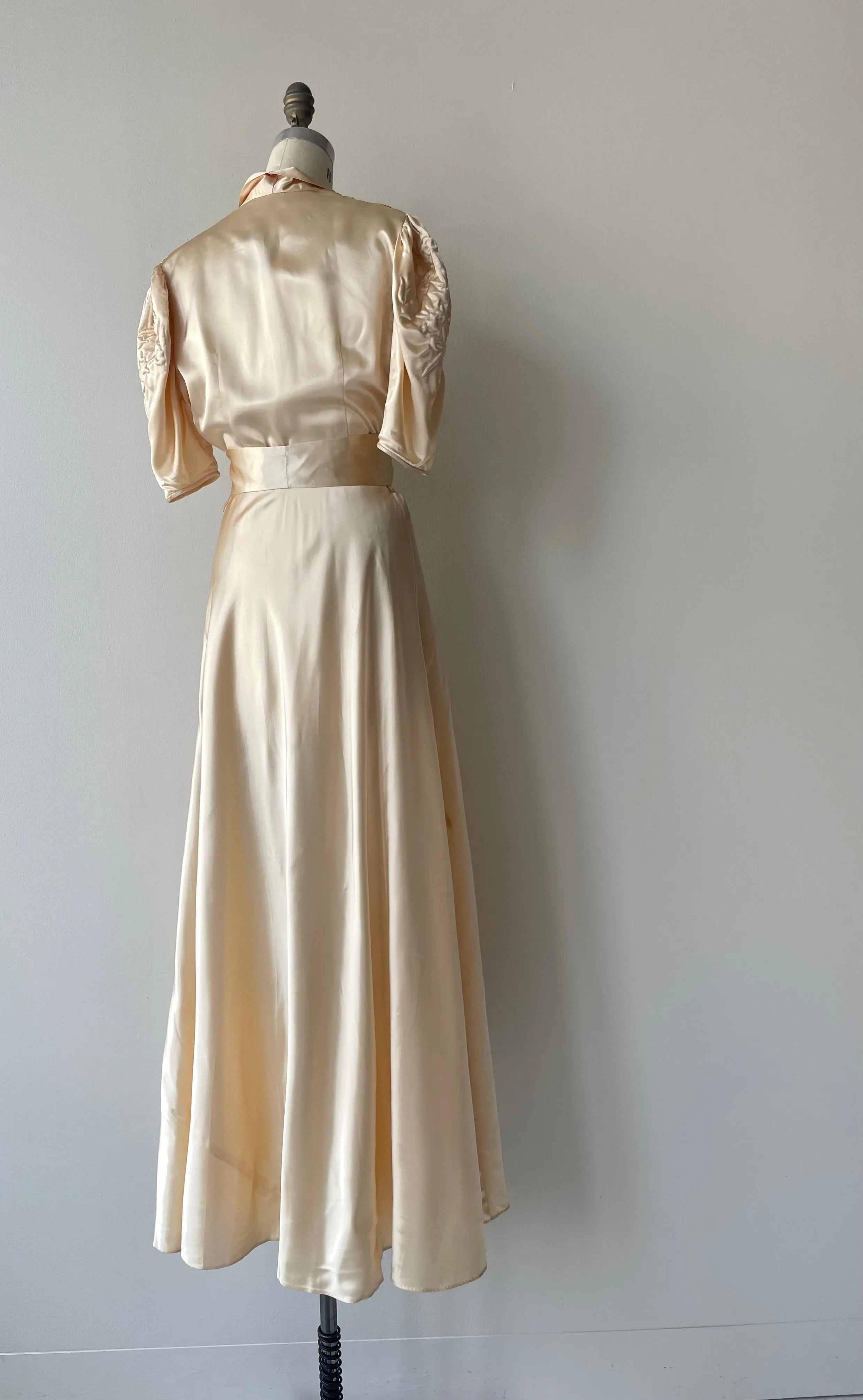 Tresor Wrap Dress | 1940s