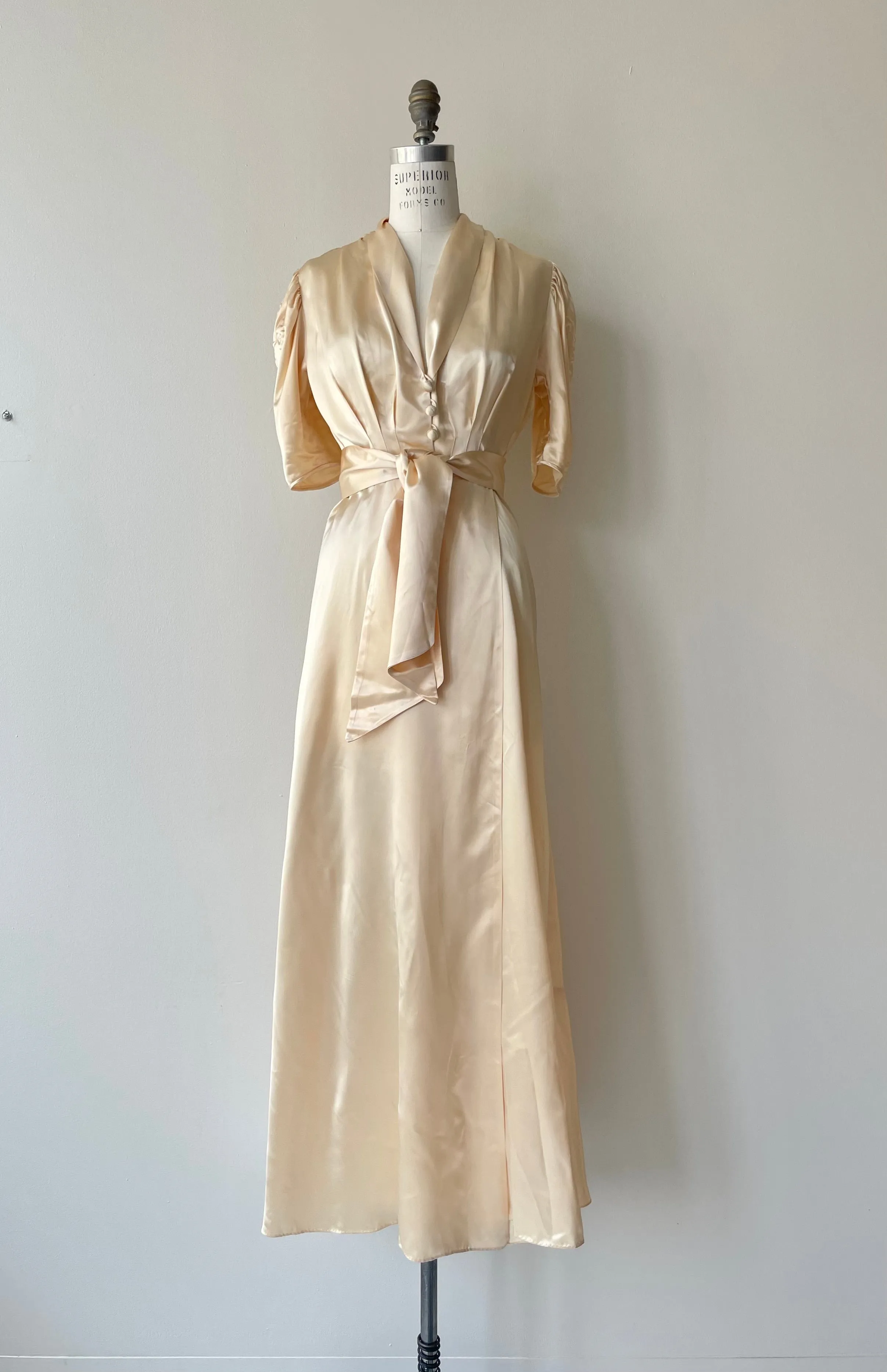 Tresor Wrap Dress | 1940s