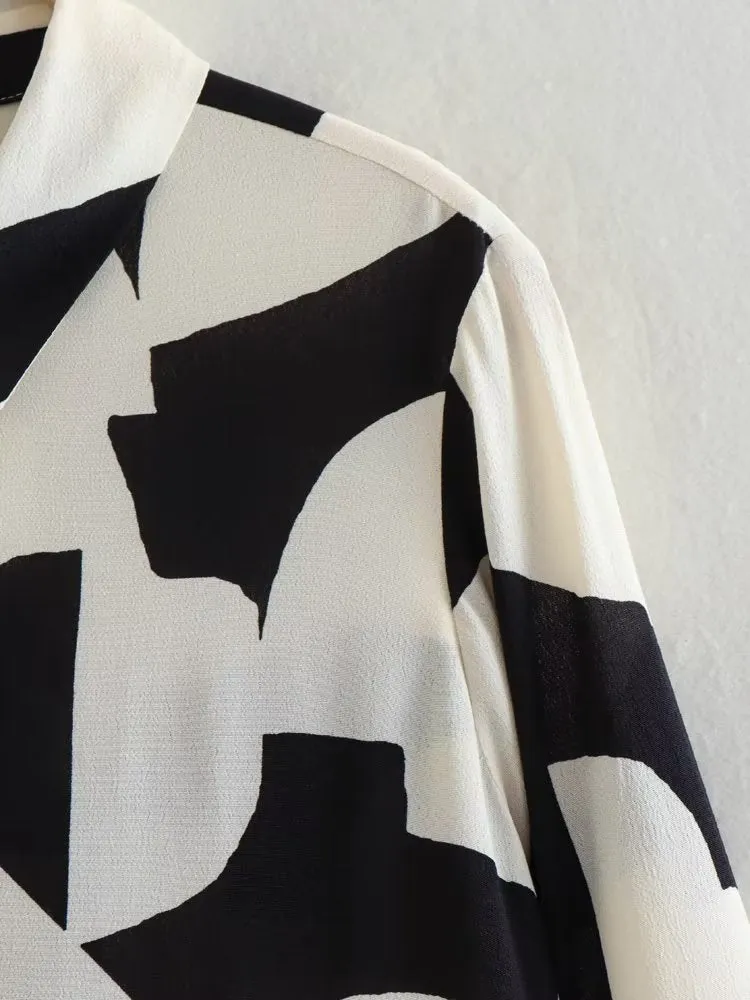 Women's Loose Black and White Geometric Pattern Shirt Style Dress