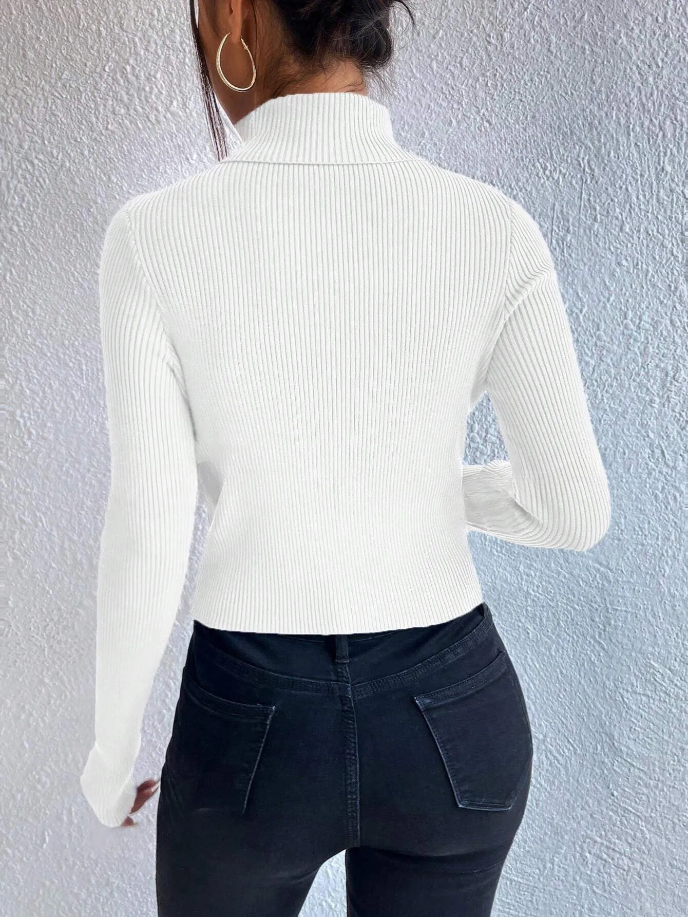 WOMEN'S SOLID COLOR MINIMALIST CREW NECK LONG SLEEVE SWEATER