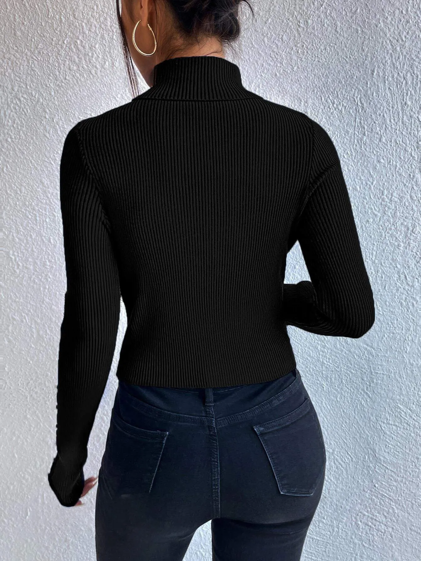 WOMEN'S SOLID COLOR MINIMALIST CREW NECK LONG SLEEVE SWEATER